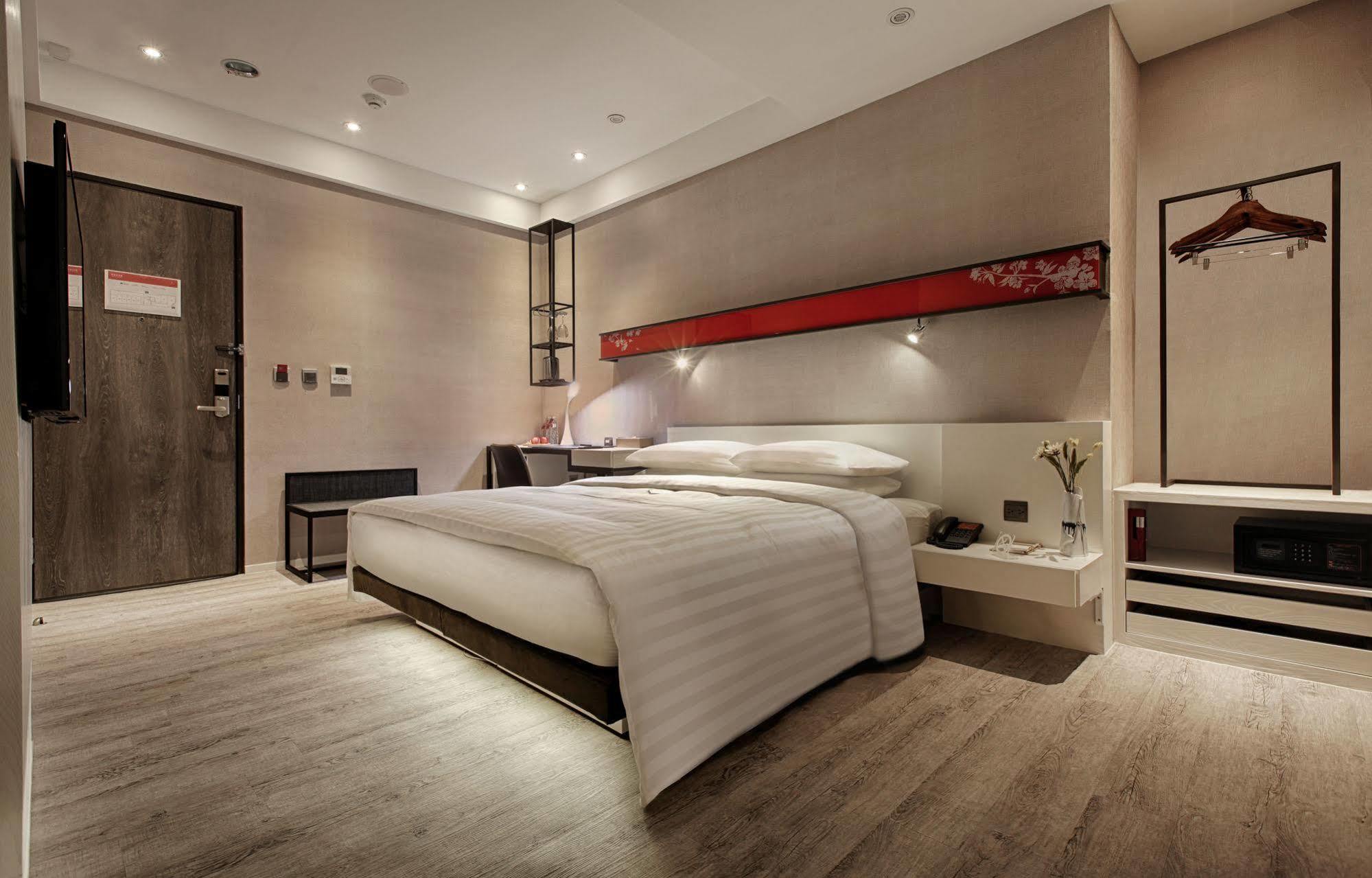 City Place Hotel Tainan Zewnętrze zdjęcie