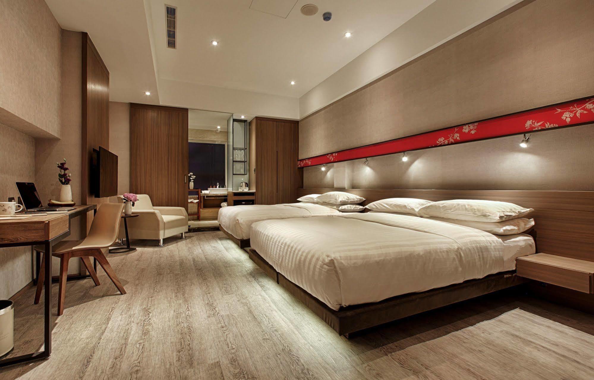 City Place Hotel Tainan Zewnętrze zdjęcie