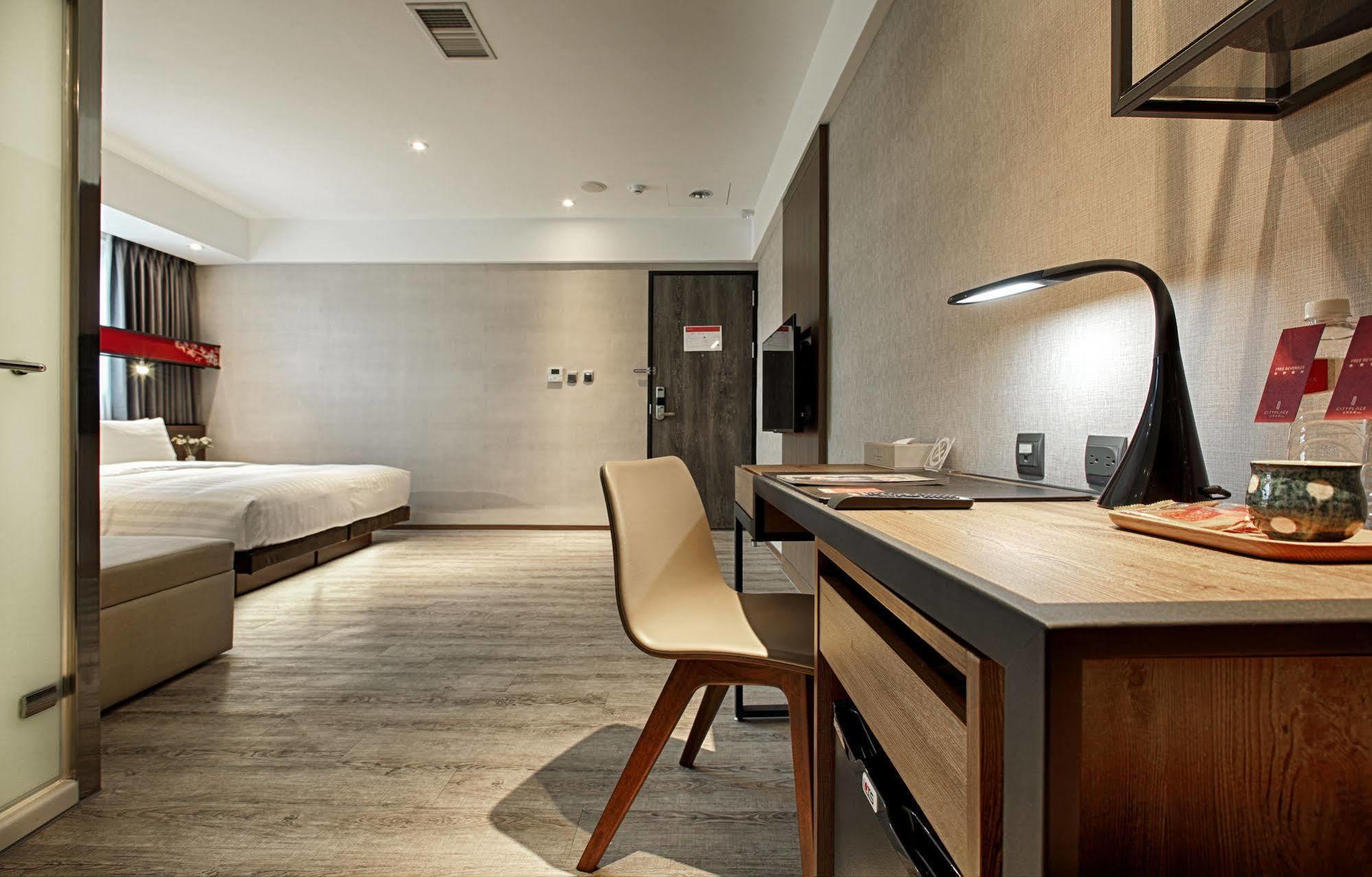 City Place Hotel Tainan Zewnętrze zdjęcie